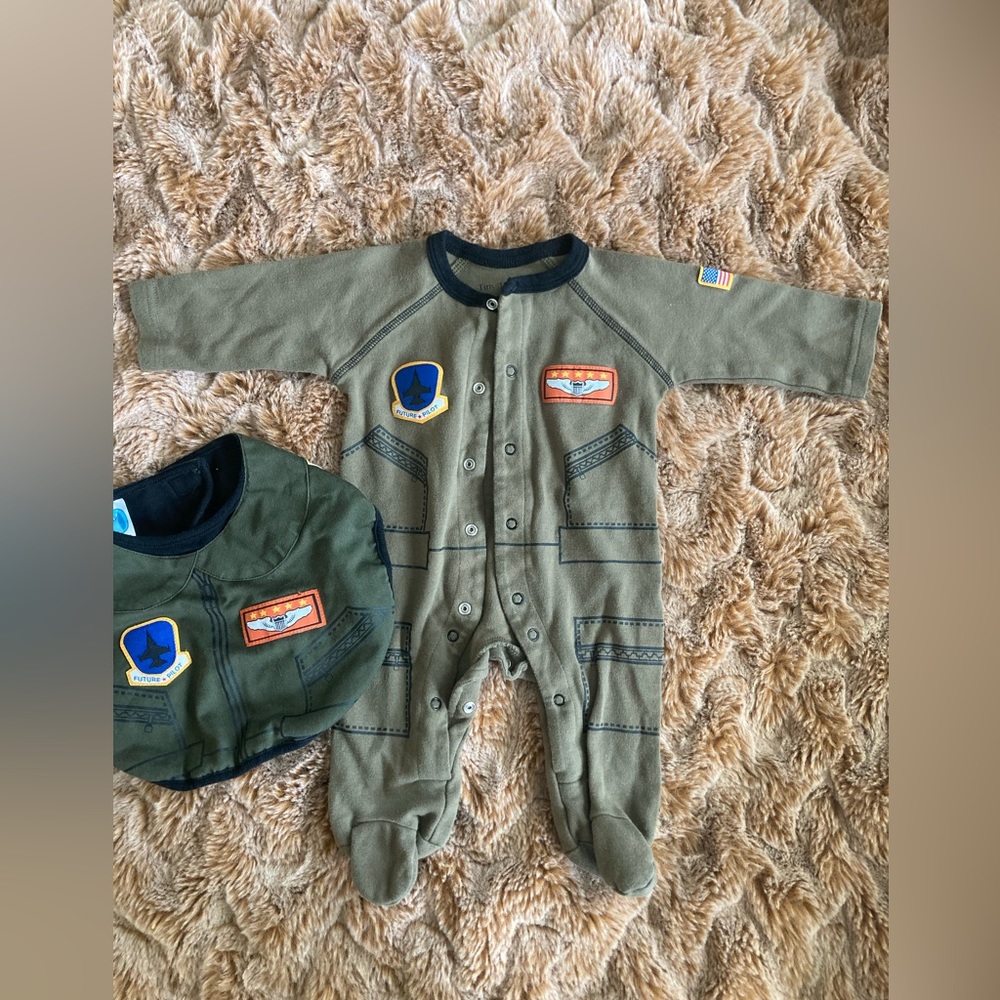 Maverick Goose Fighter pilot flight suit onesie bundle. 0-3 months. Halloween